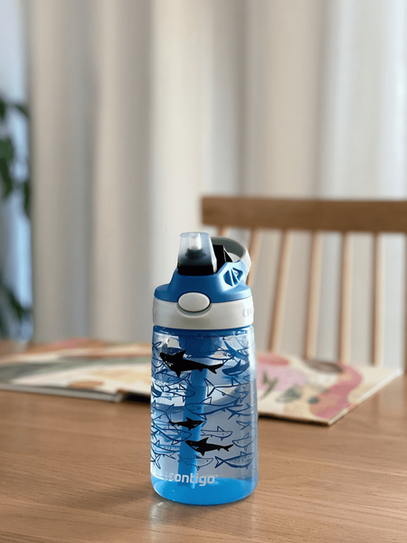 Пляшка для води дитяча Contigo Gizmo Flip 420ml Sharks (2127476) 2127476 фото